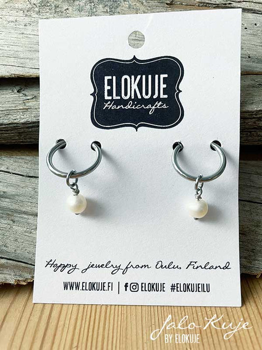 JaloKuje pearl earrings